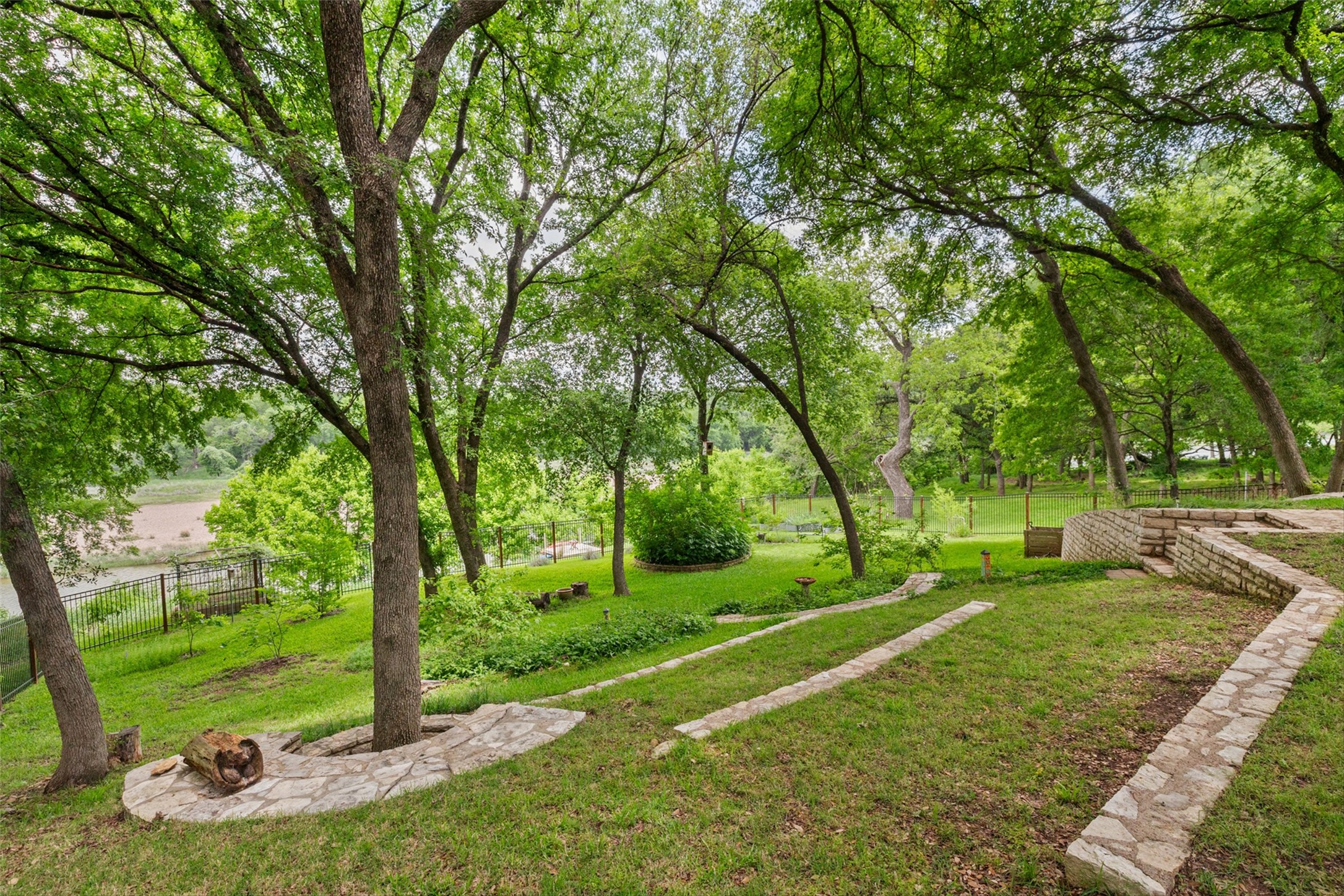 8808 Ravenswood Road Granbury TX 76049