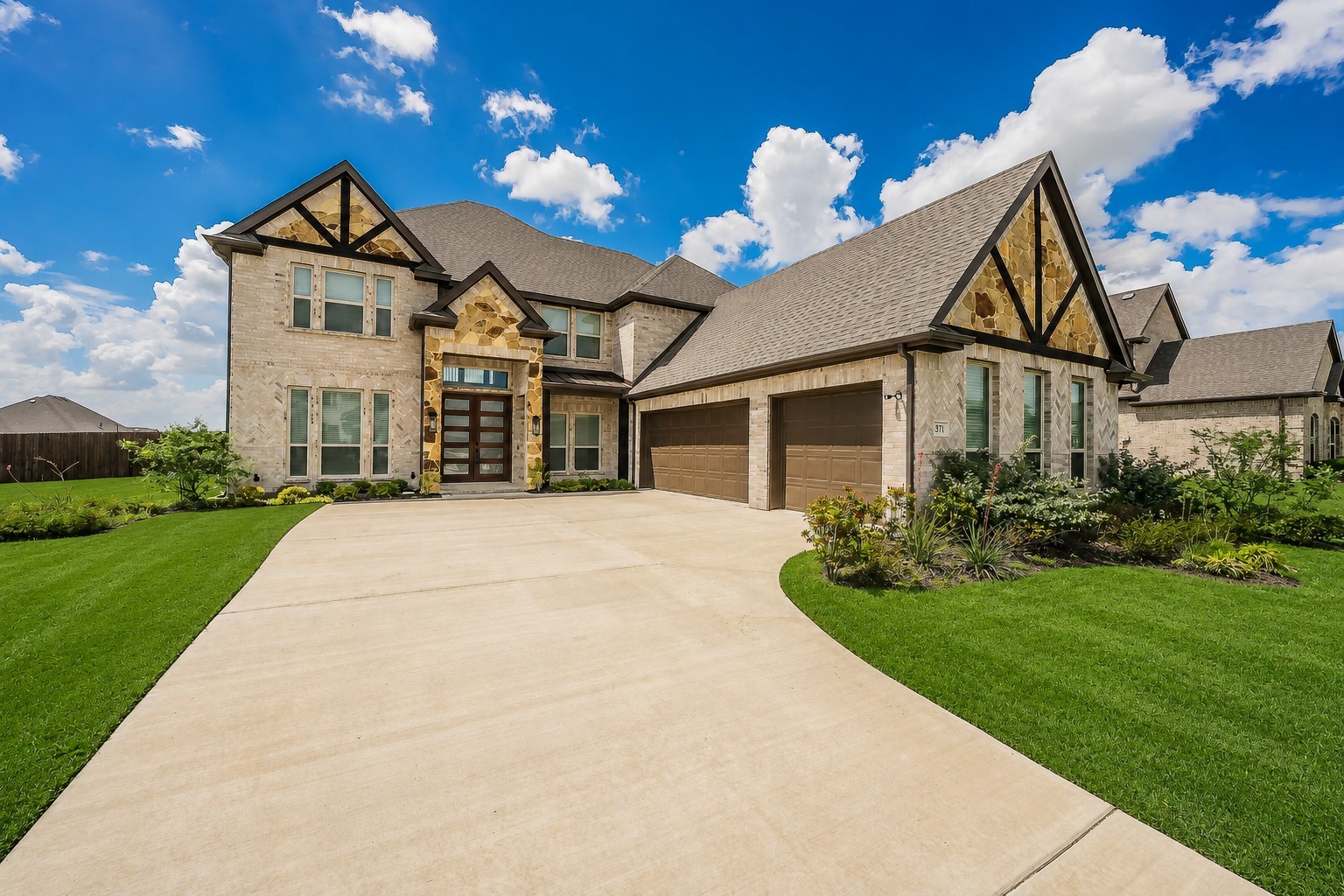 371 Cheyenne Mountain Drive Ovilla TX 75154