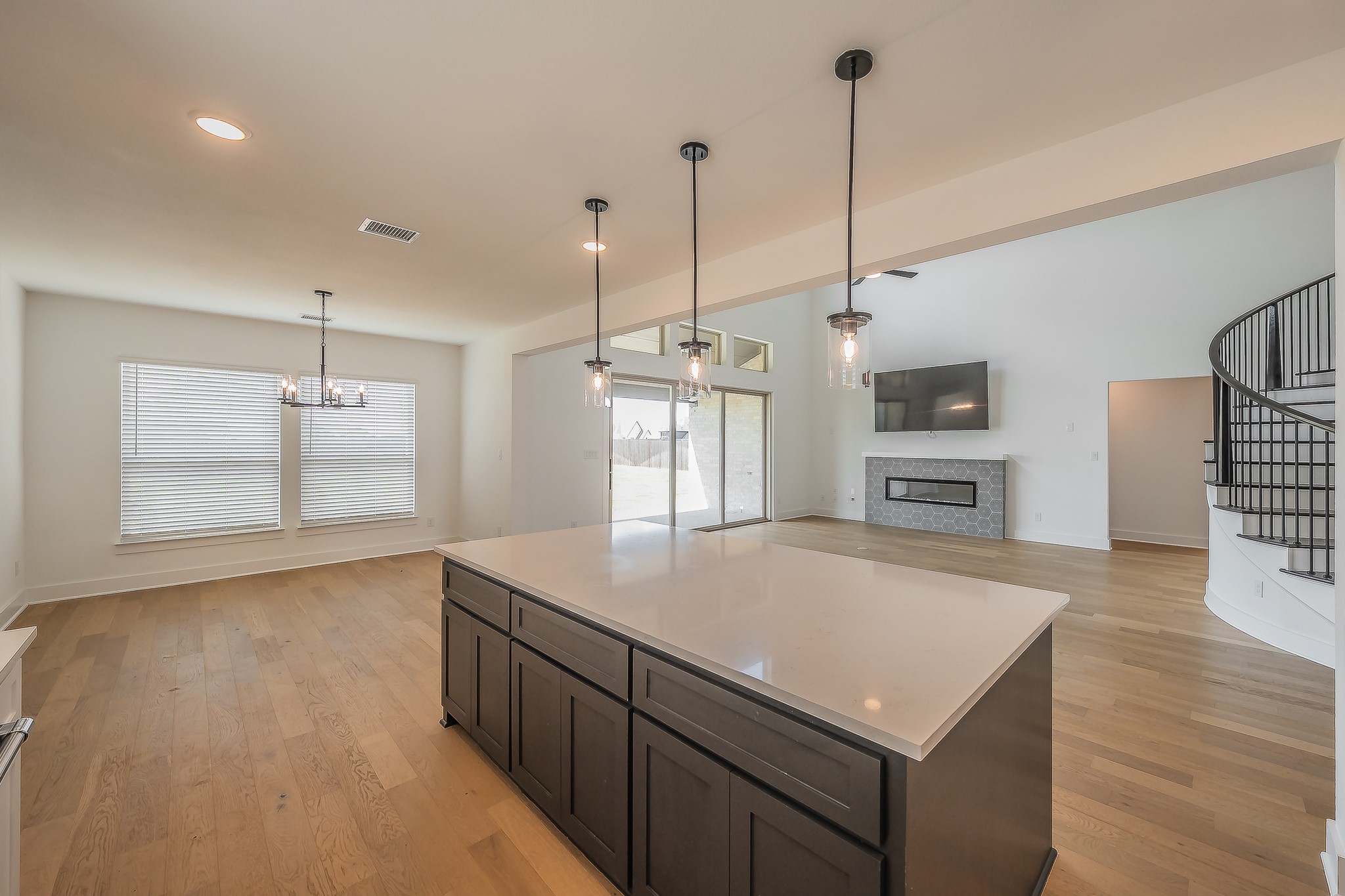 371 Cheyenne Mountain Drive Ovilla TX 75154