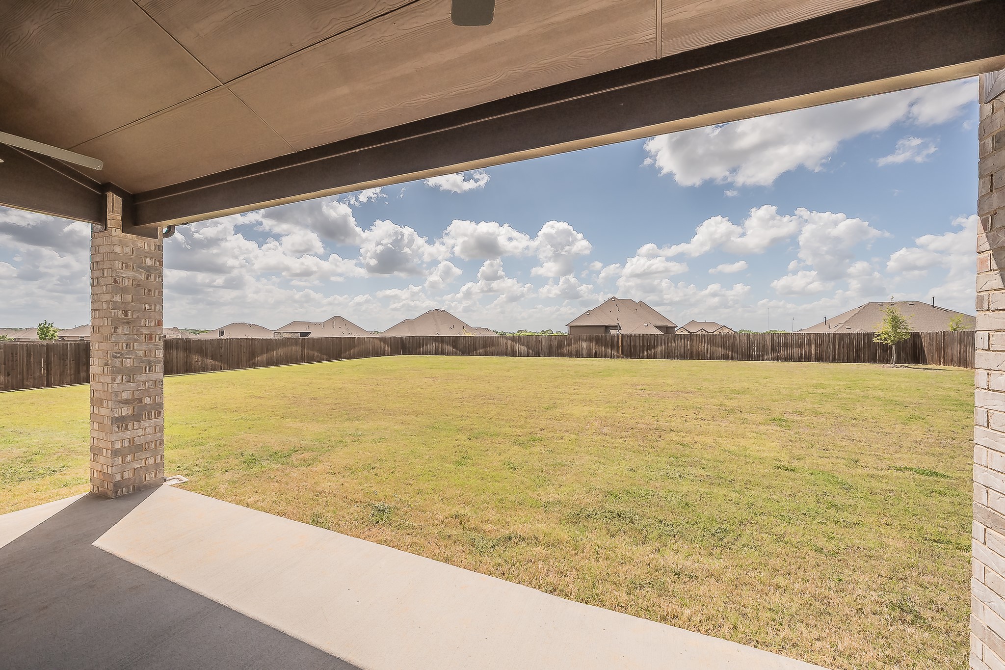 371 Cheyenne Mountain Drive Ovilla TX 75154