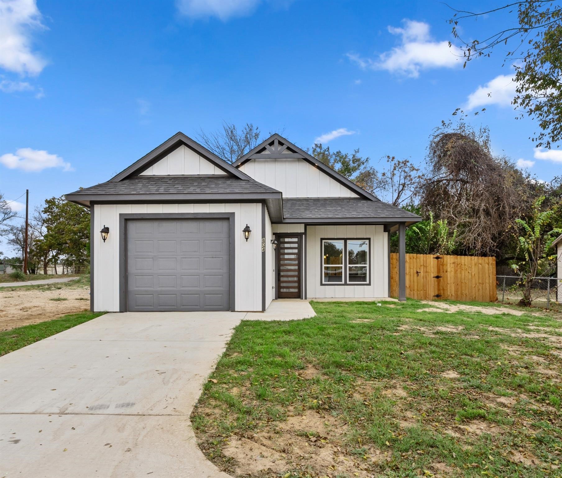 802.5 N Needmore Street Athens TX 75751