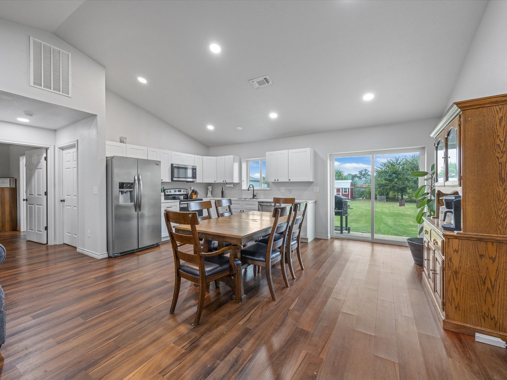 106 Edith Street Bowie TX 76230