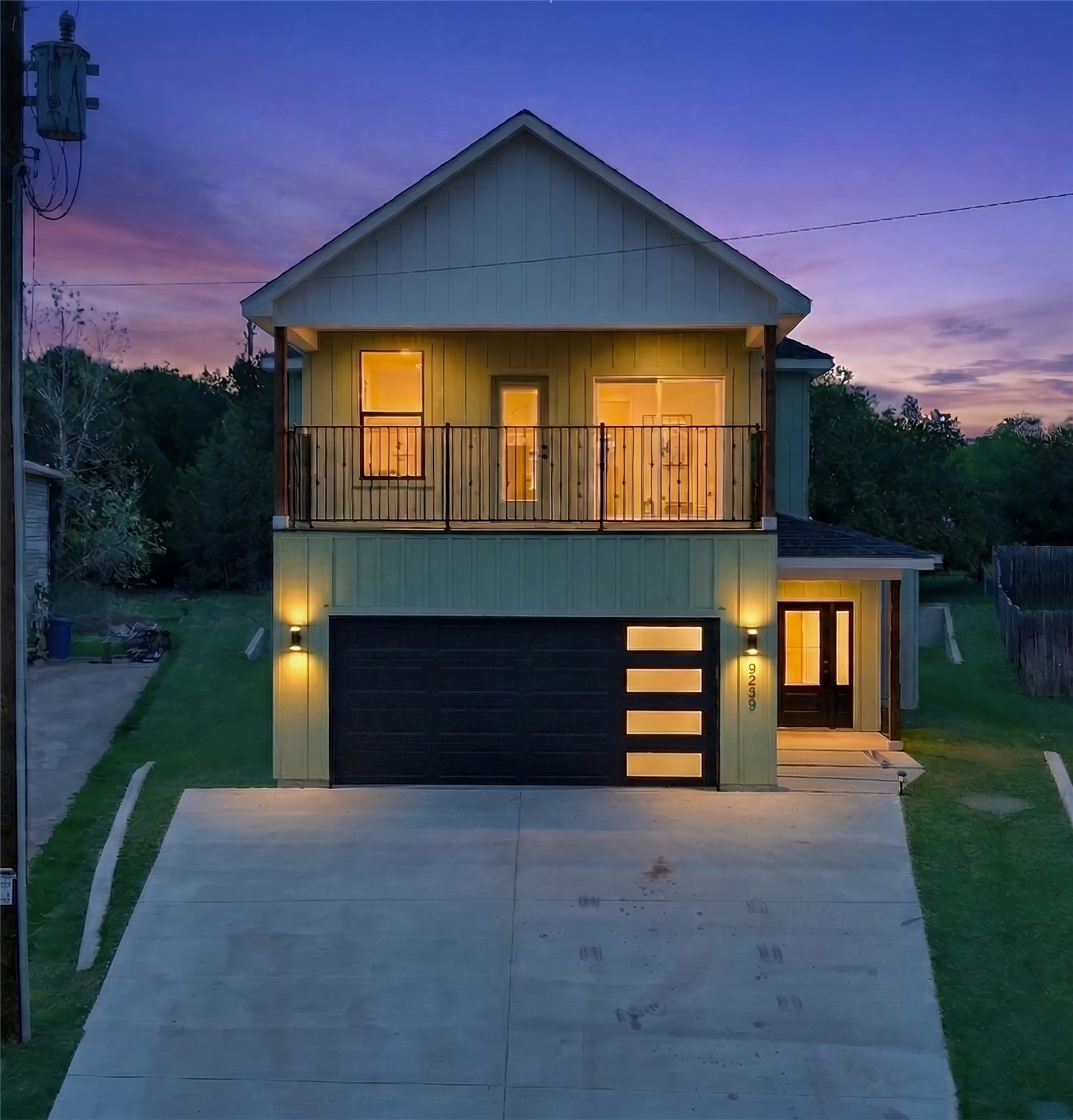 2925 River Ridge Court Granbury TX 76048