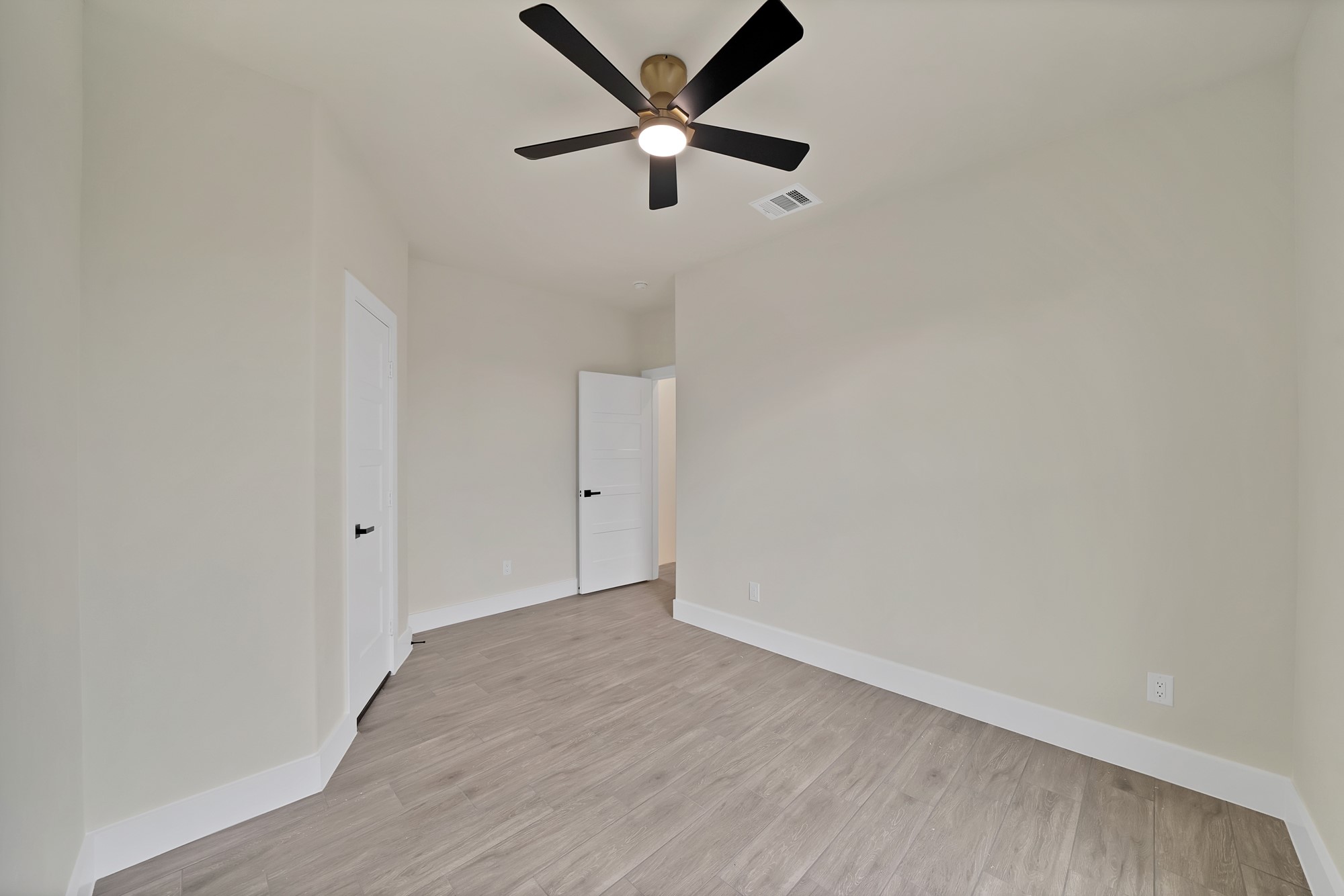 2925 River Ridge Court Granbury TX 76048