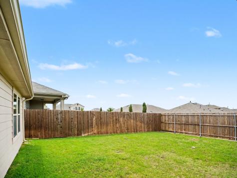 2205 Kingfisher Street Crandall TX 75114