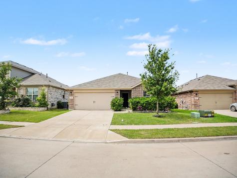 2205 Kingfisher Street Crandall TX 75114