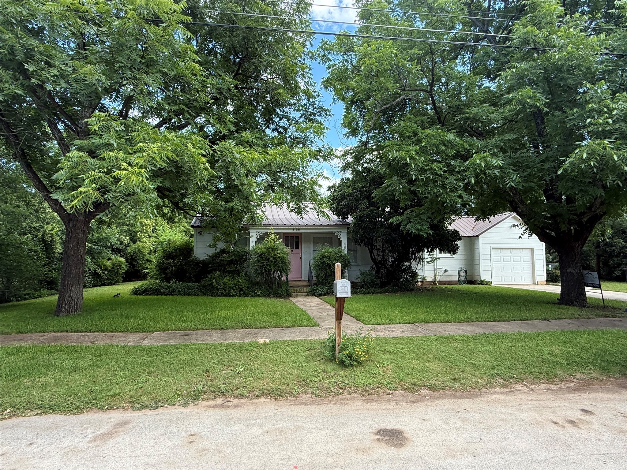 1106 Morris Street Brownwood TX 76801