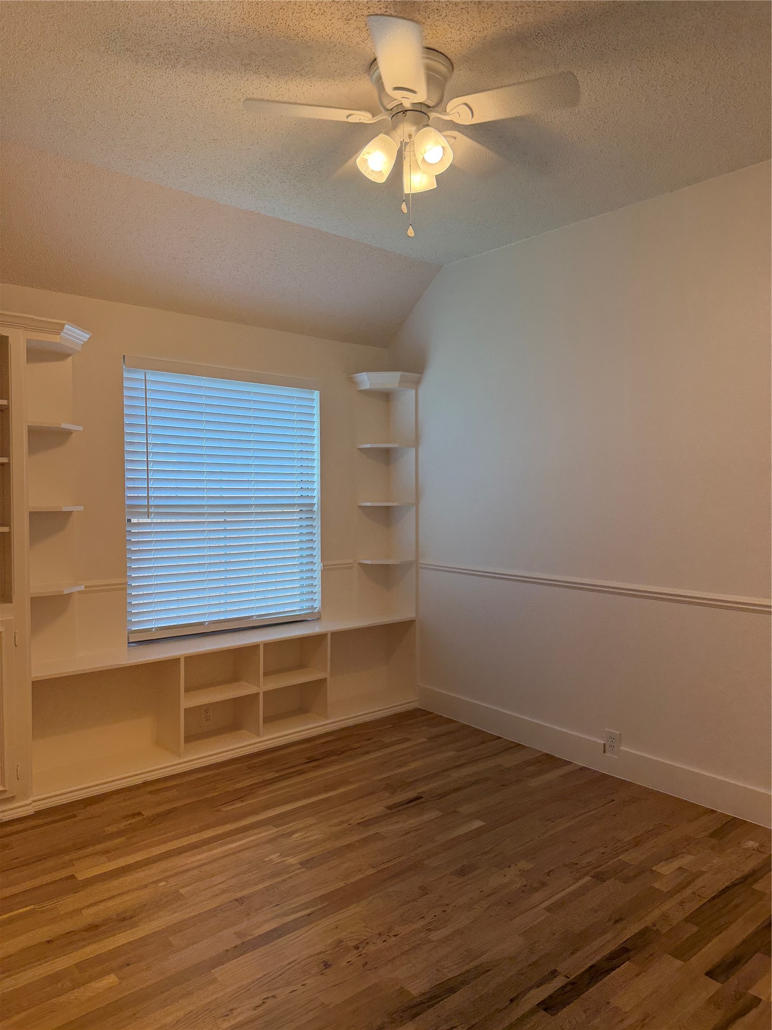 4527 Wescott Drive Grand Prairie TX 75052