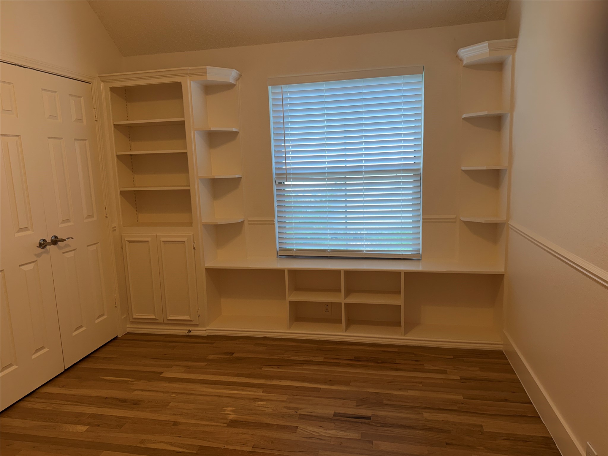 4527 Wescott Drive Grand Prairie TX 75052