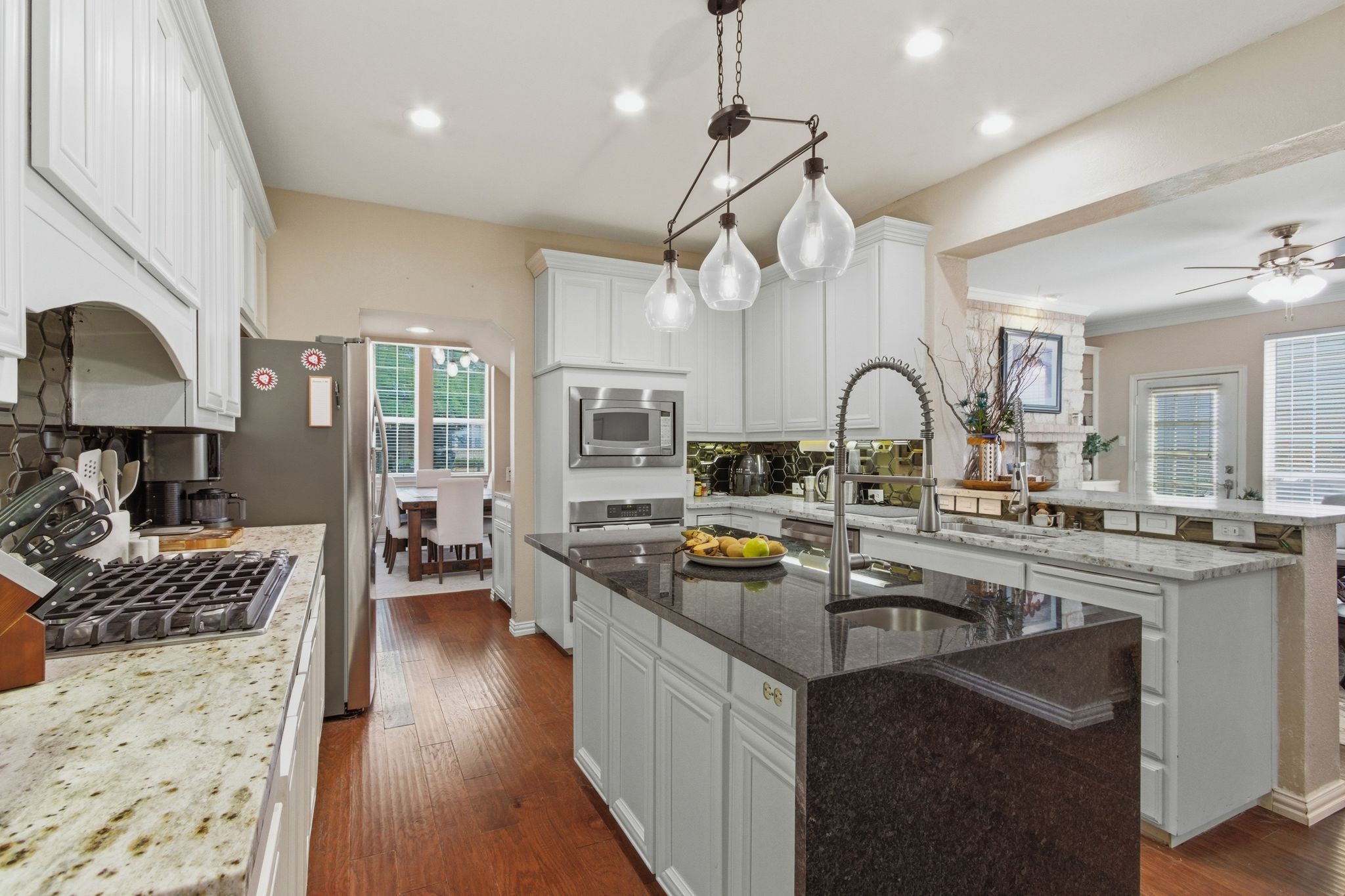 8644 Forest Glen Drive Irving TX 75063