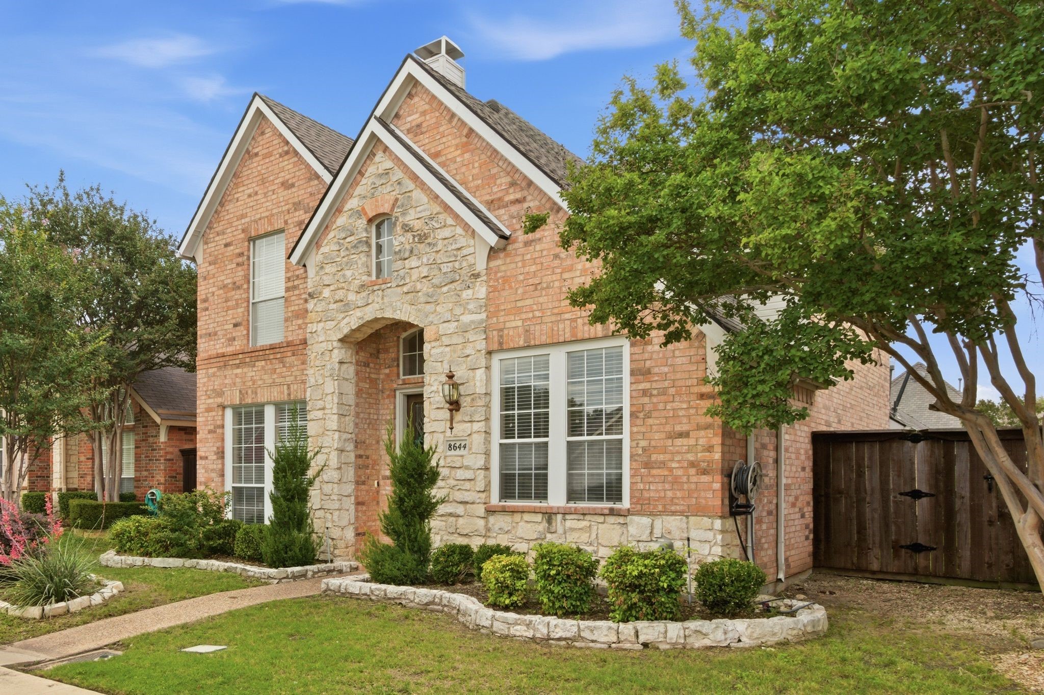 8644 Forest Glen Drive Irving TX 75063