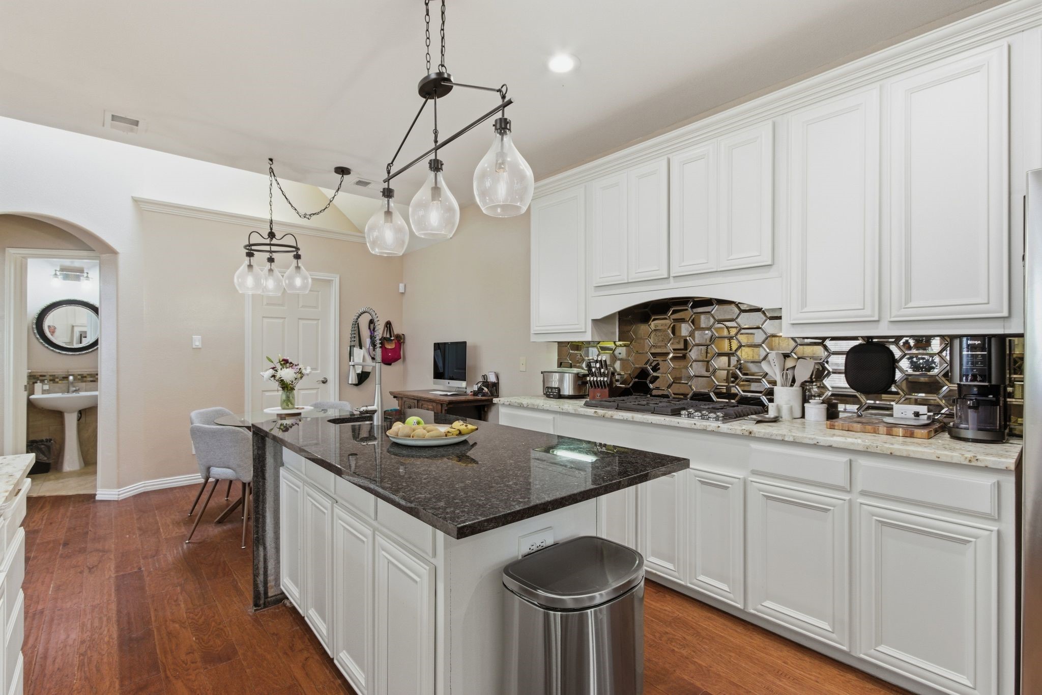 8644 Forest Glen Drive Irving TX 75063