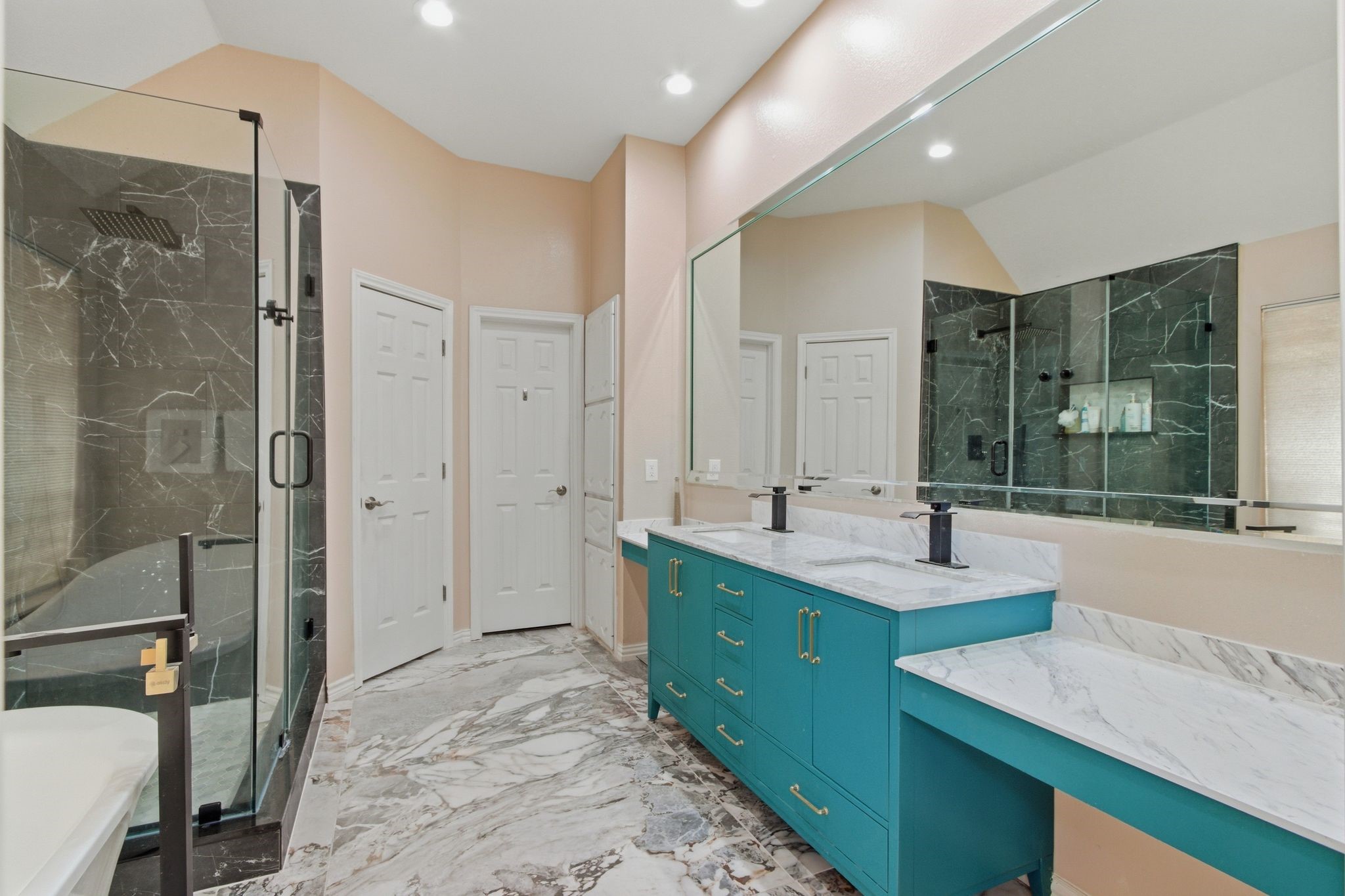 8644 Forest Glen Drive Irving TX 75063