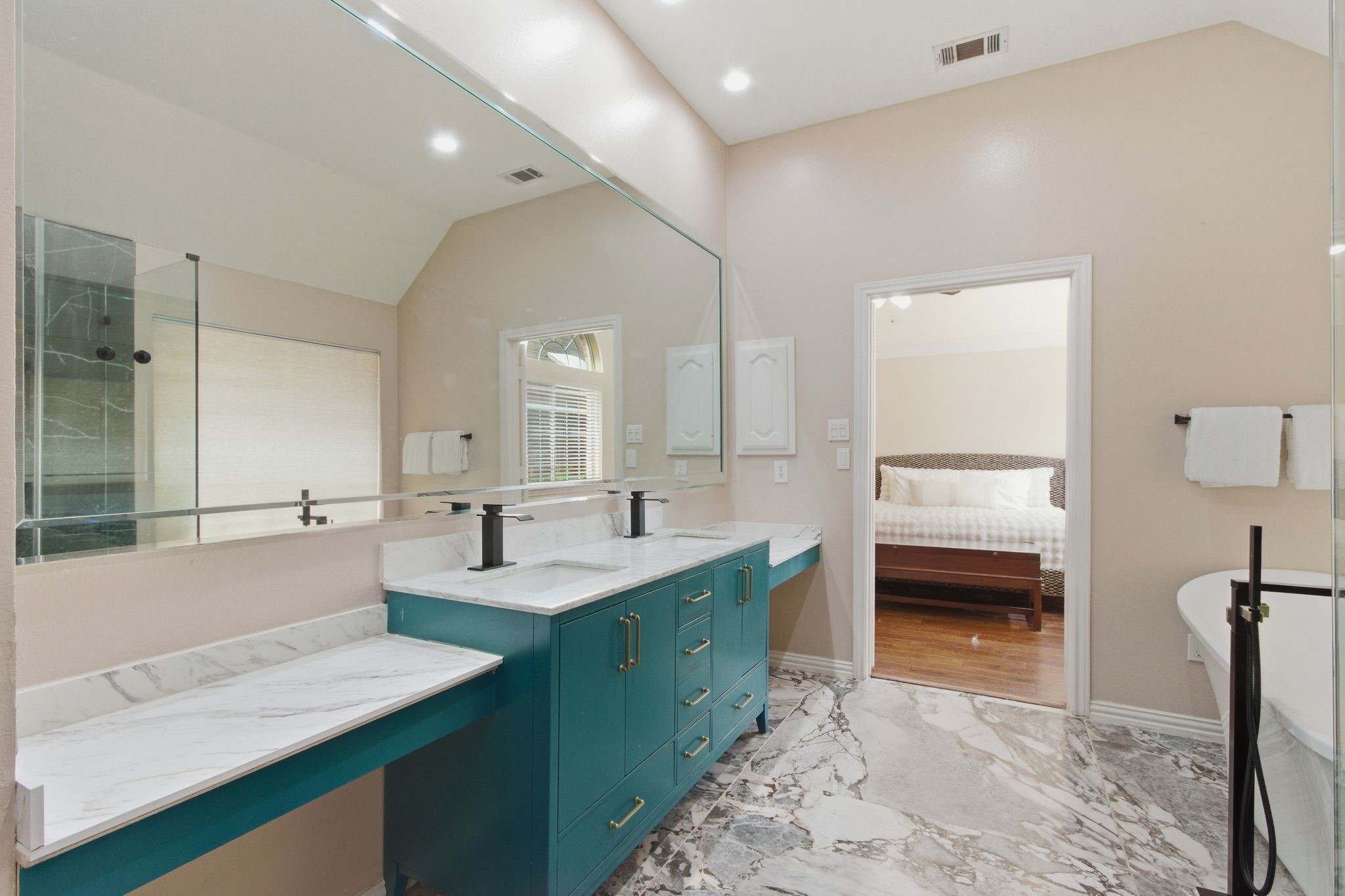 8644 Forest Glen Drive Irving TX 75063