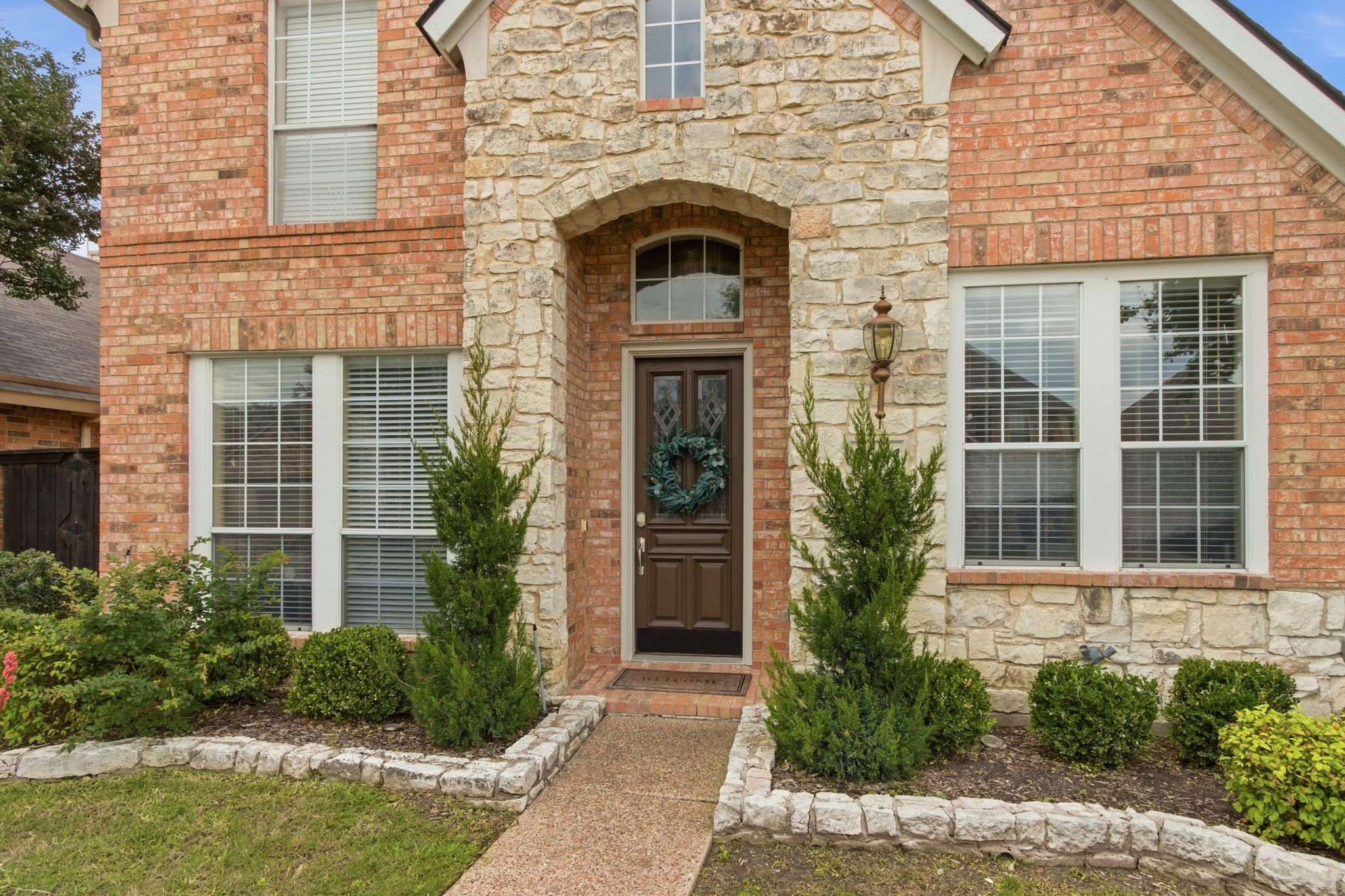 8644 Forest Glen Drive Irving TX 75063