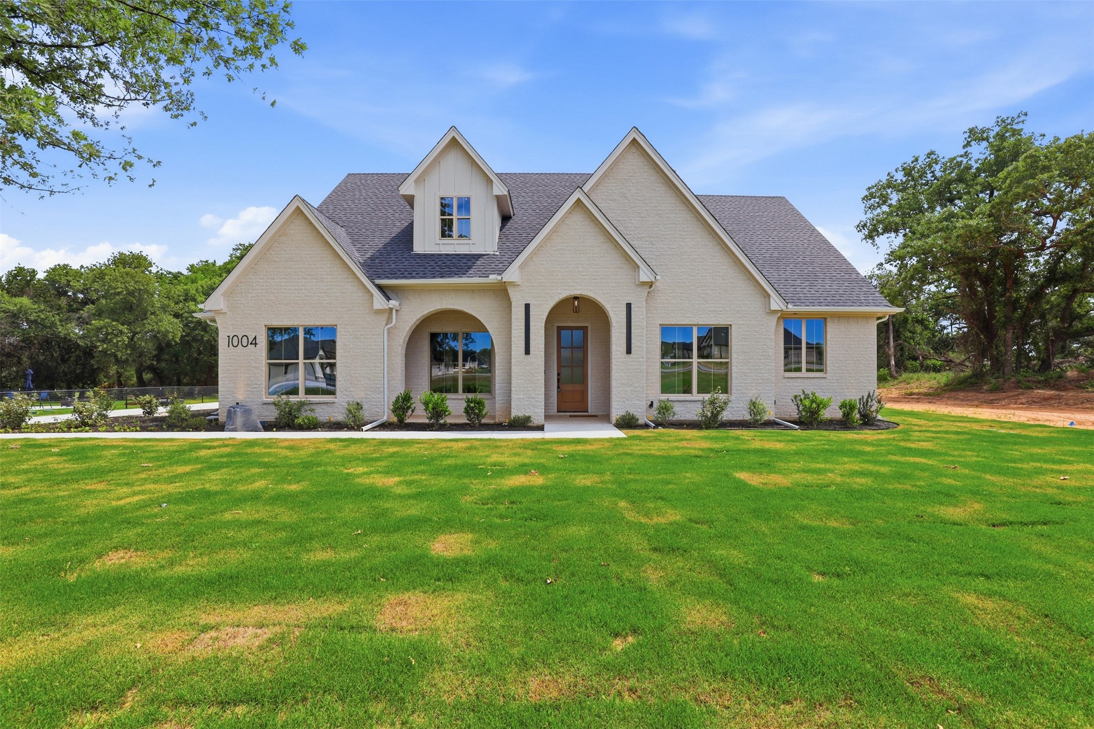 1004 Arbor Vista Azle TX 76020