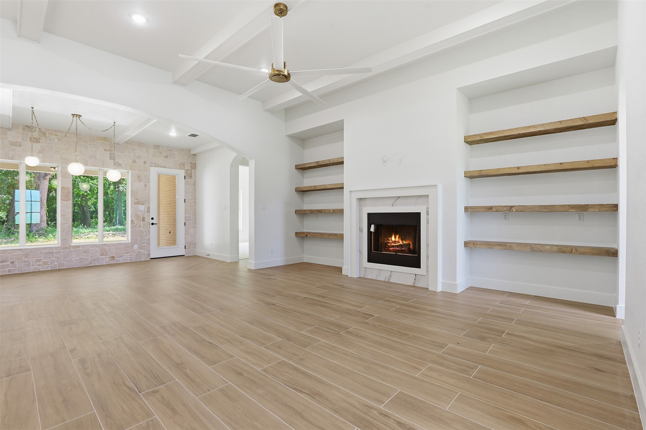 1004 Arbor Vista Azle TX 76020