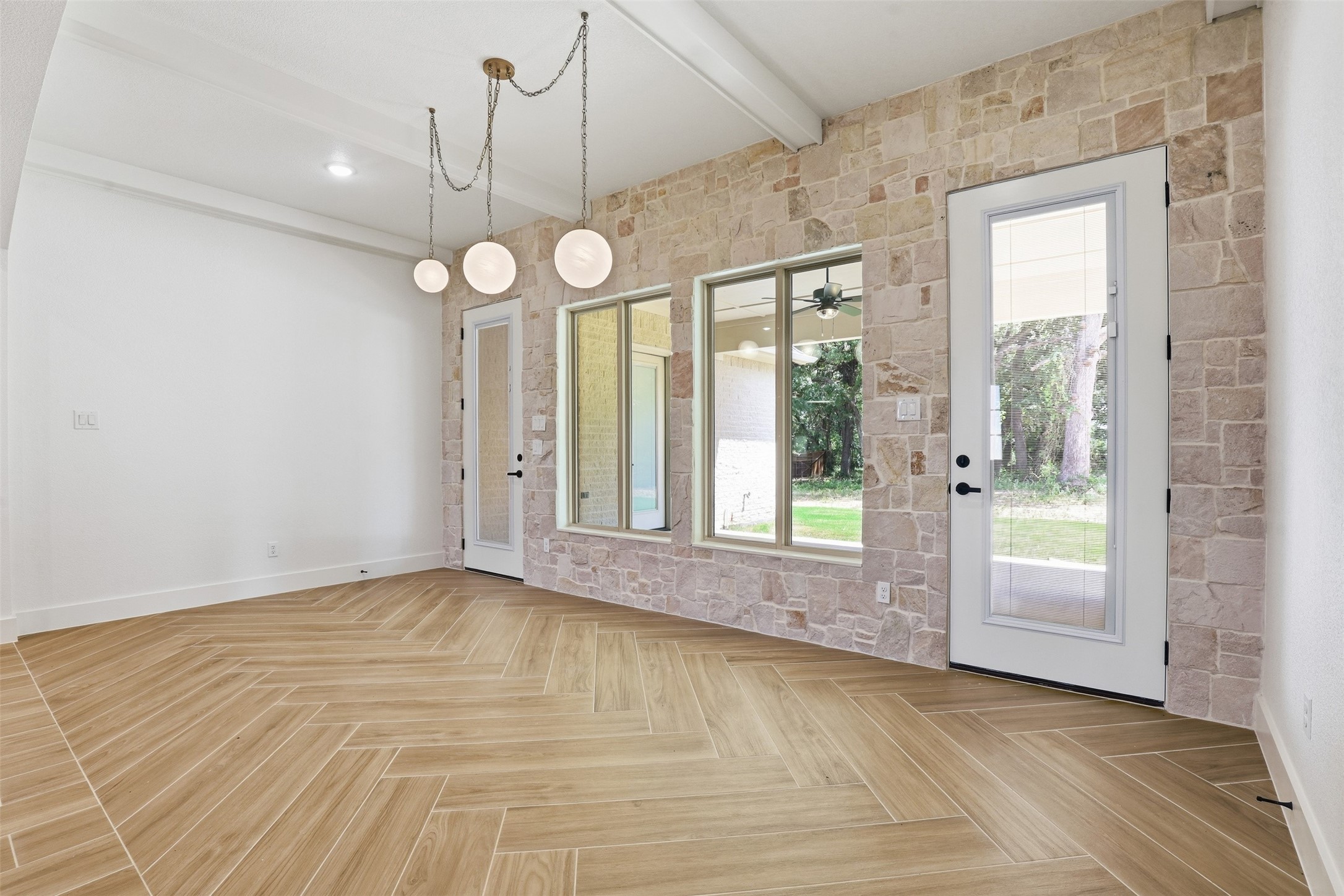 1004 Arbor Vista Azle TX 76020