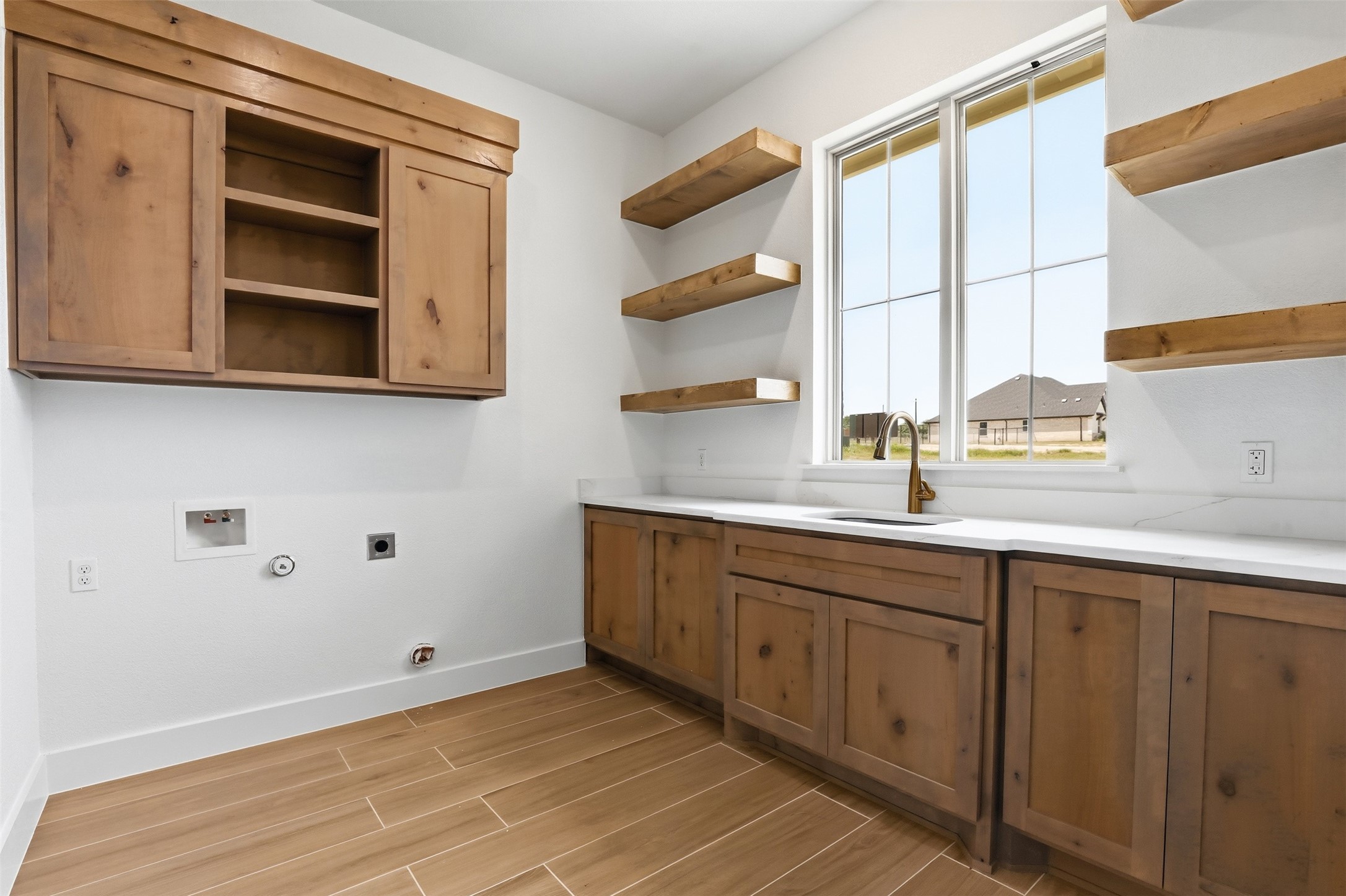 1004 Arbor Vista Azle TX 76020