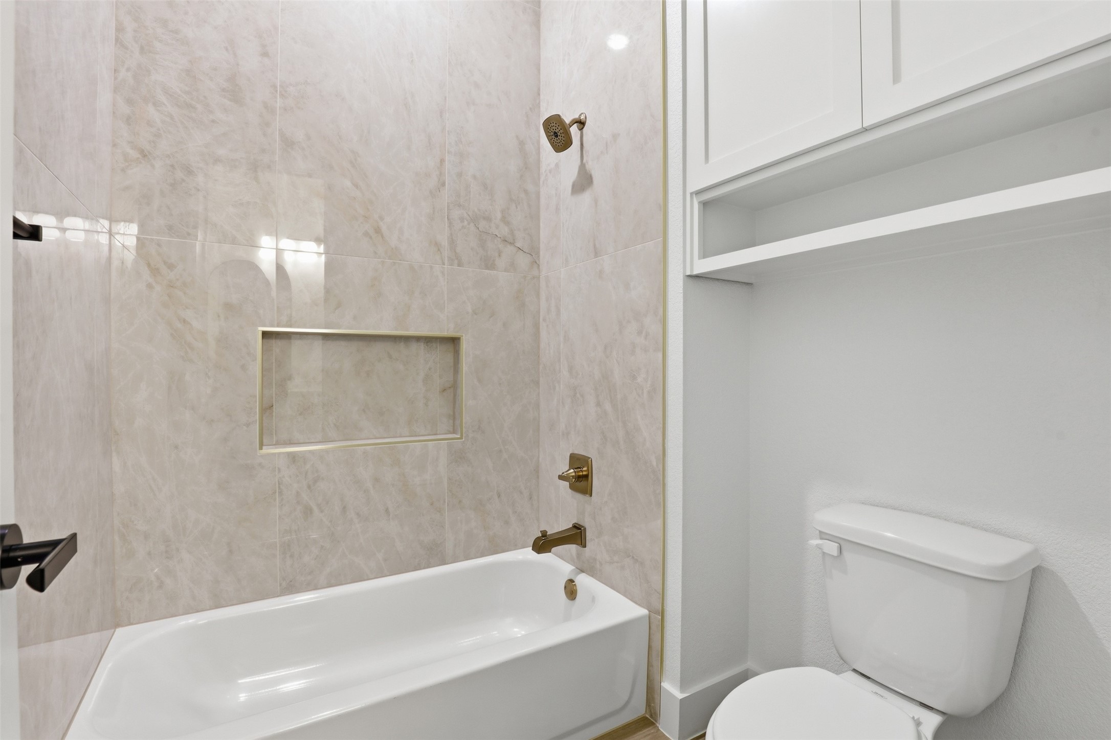 1004 Arbor Vista Azle TX 76020