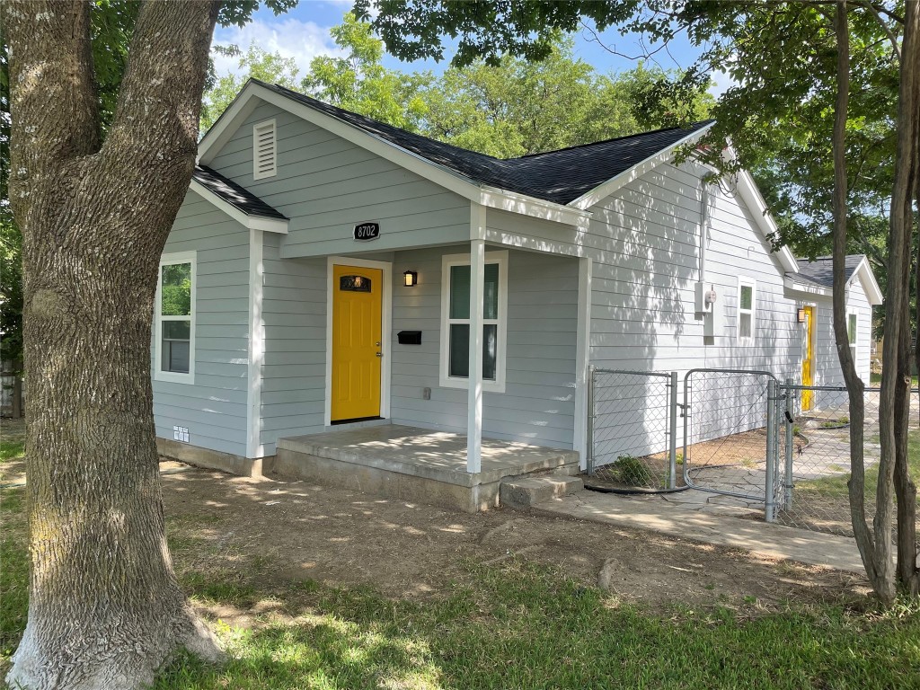 8702 Scyene Road Dallas TX 75227