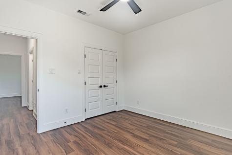 5519 Belaire Circle Granbury TX 76048