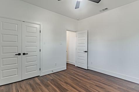 5519 Belaire Circle Granbury TX 76048