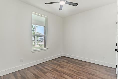 5519 Belaire Circle Granbury TX 76048