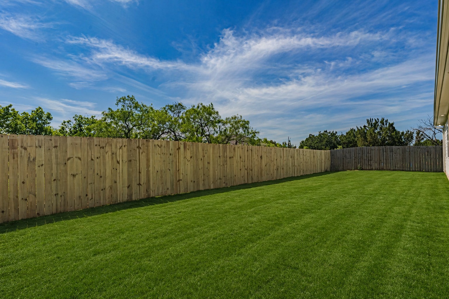 5519 Belaire Circle Granbury TX 76048
