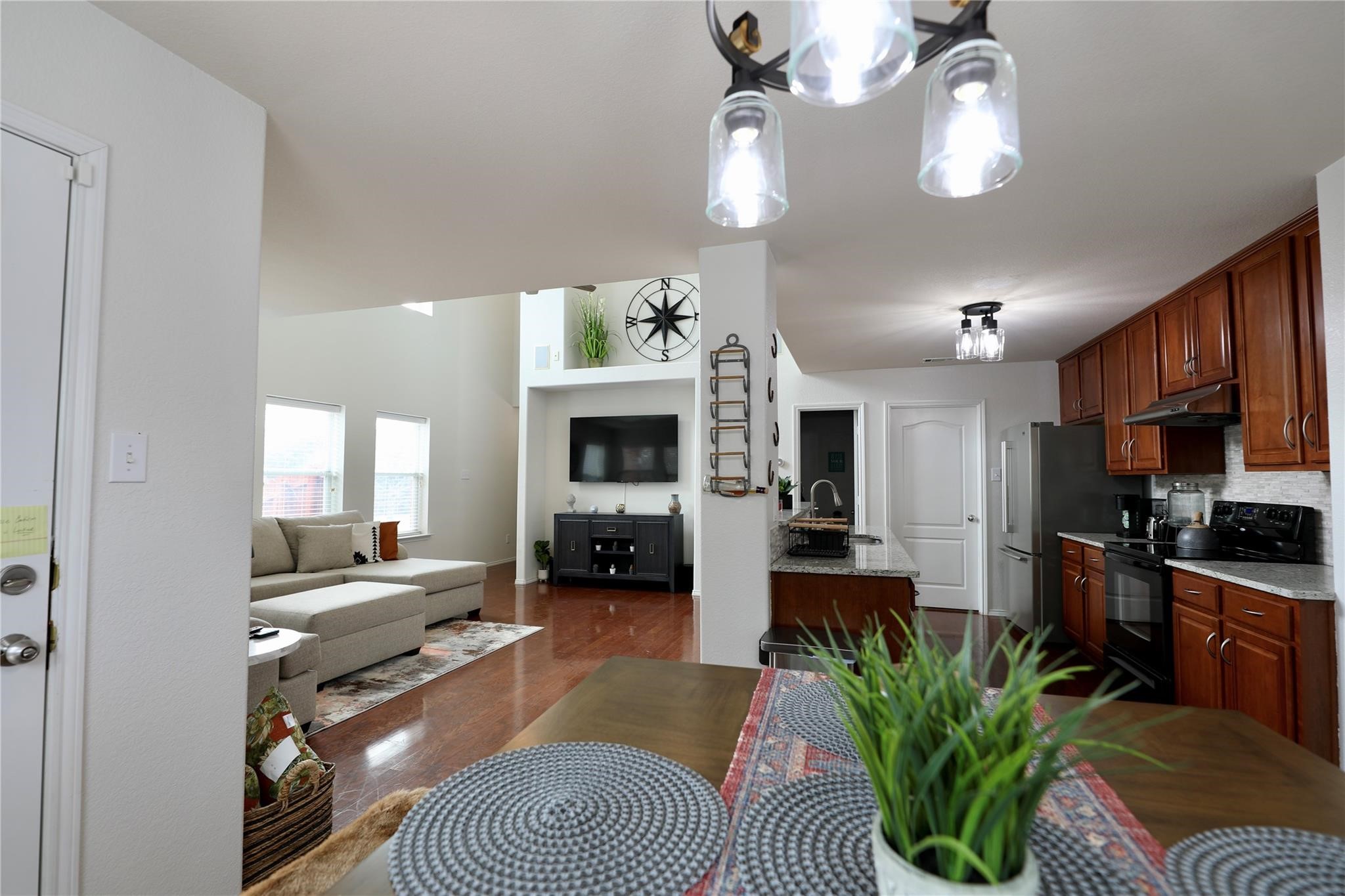 8404 Timberbrook Lane Dallas TX 75249
