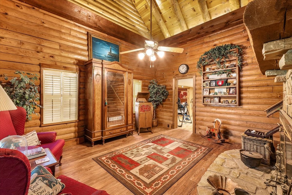 7101 Horseshoe Bend Trail Weatherford TX 76087