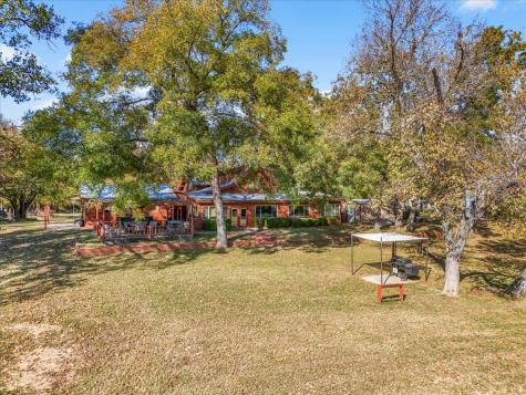 7101 Horseshoe Bend Trail Weatherford TX 76087