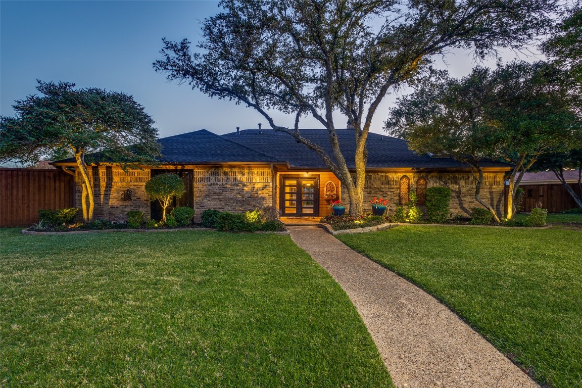 2502 Ridge Oak Court Garland TX 75044