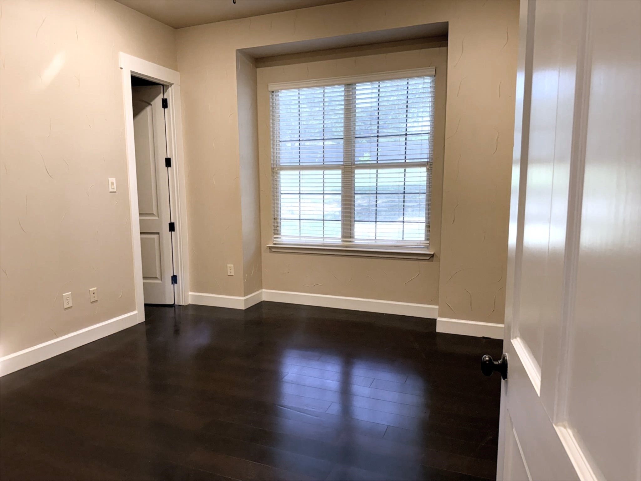 305 Twin Lakes Drive Waxahachie TX 75165
