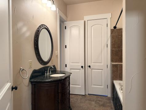 305 Twin Lakes Drive Waxahachie TX 75165