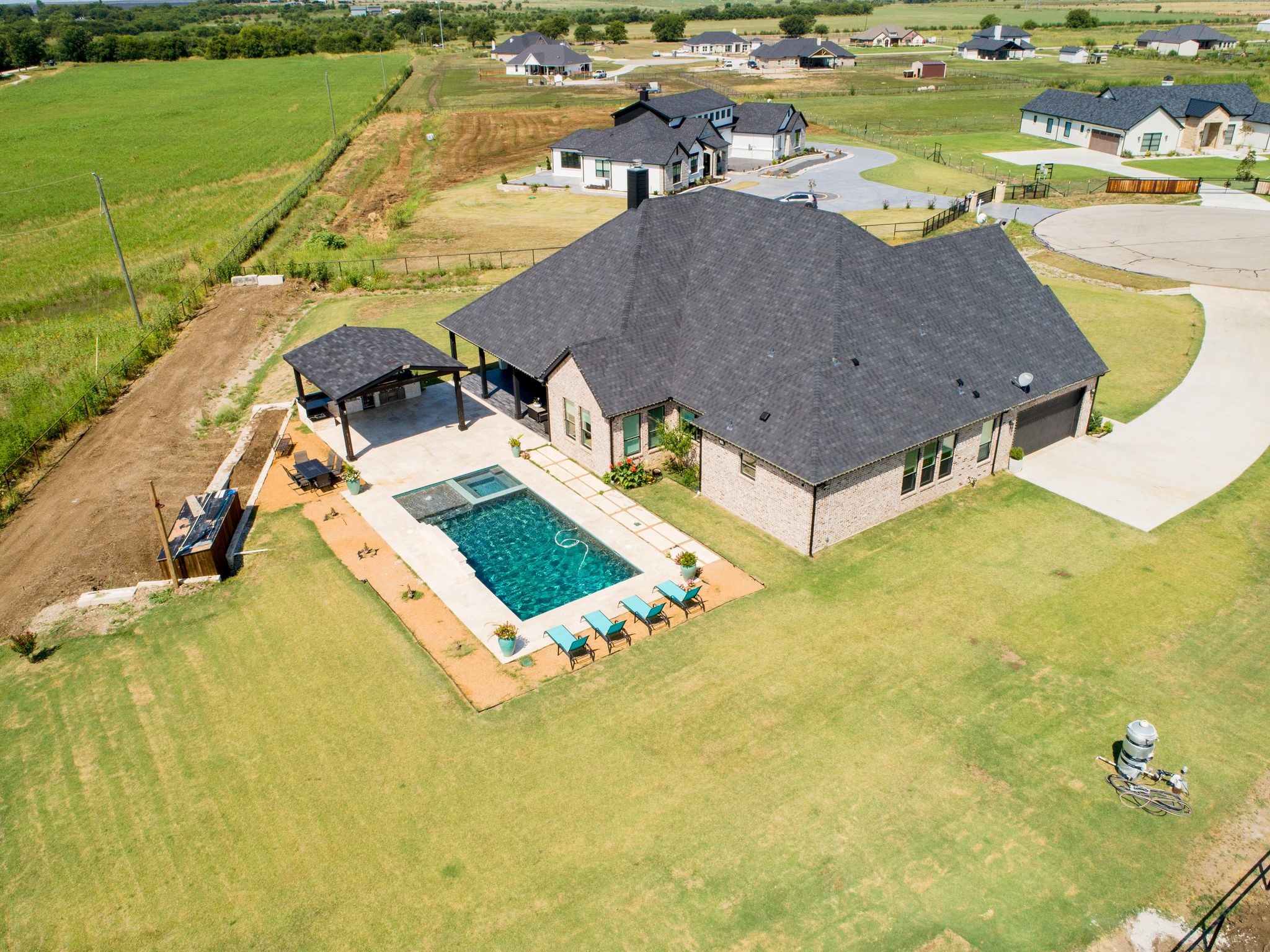 7299 Tom Trail Krum TX 76249