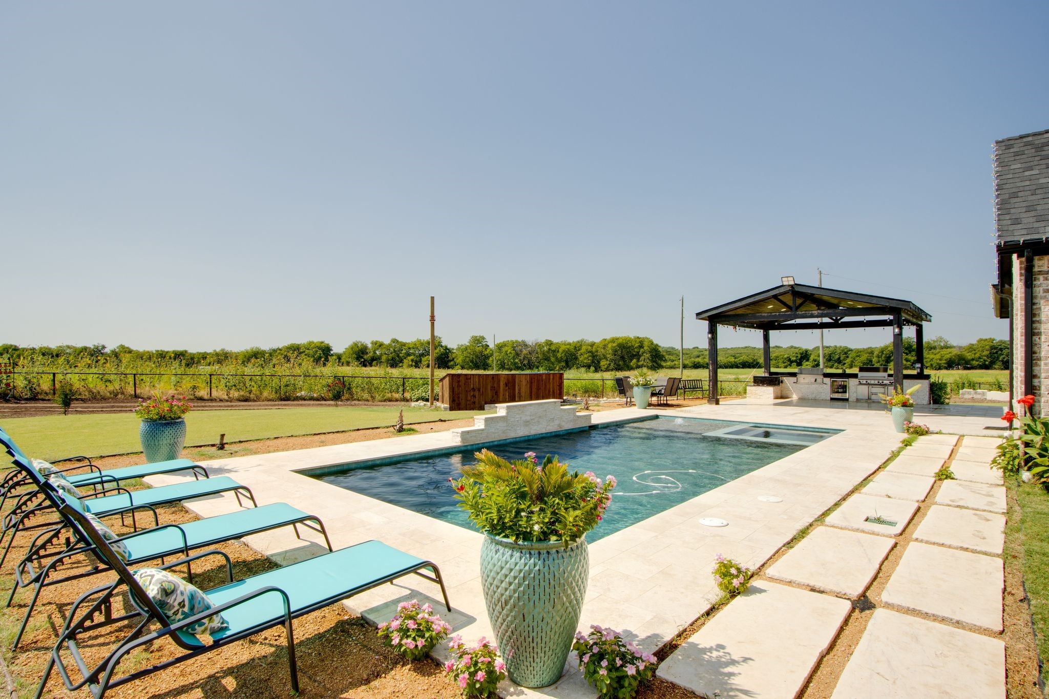 7299 Tom Trail Krum TX 76249