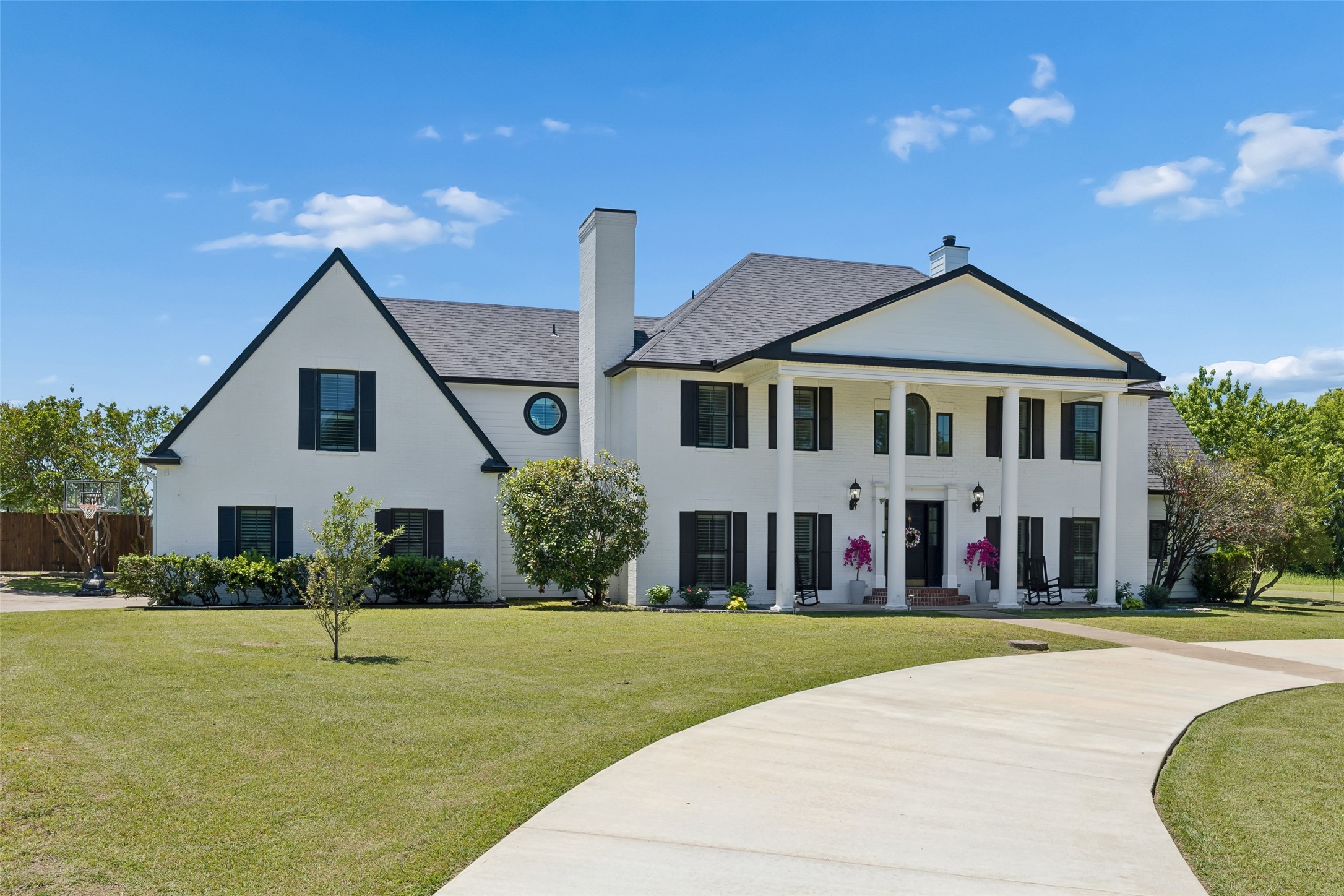 221 Carriage Hill Lane Heath TX 75032