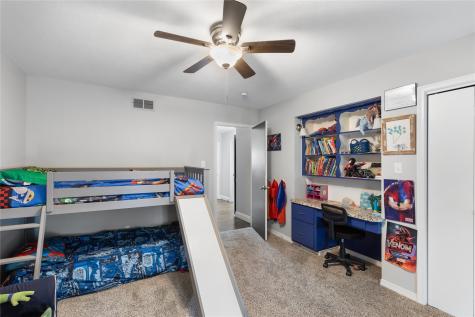 325 Arapaho E Sherman TX 75092