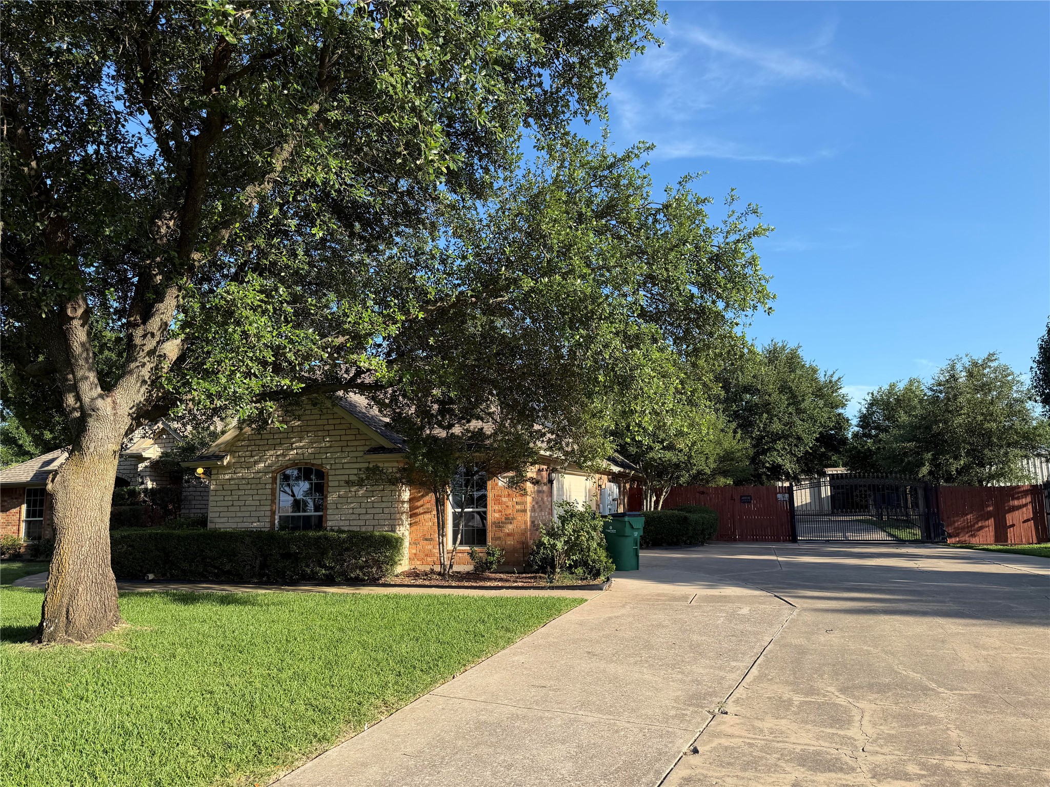 2117 Shorthorn Trail Crowley TX 76036
