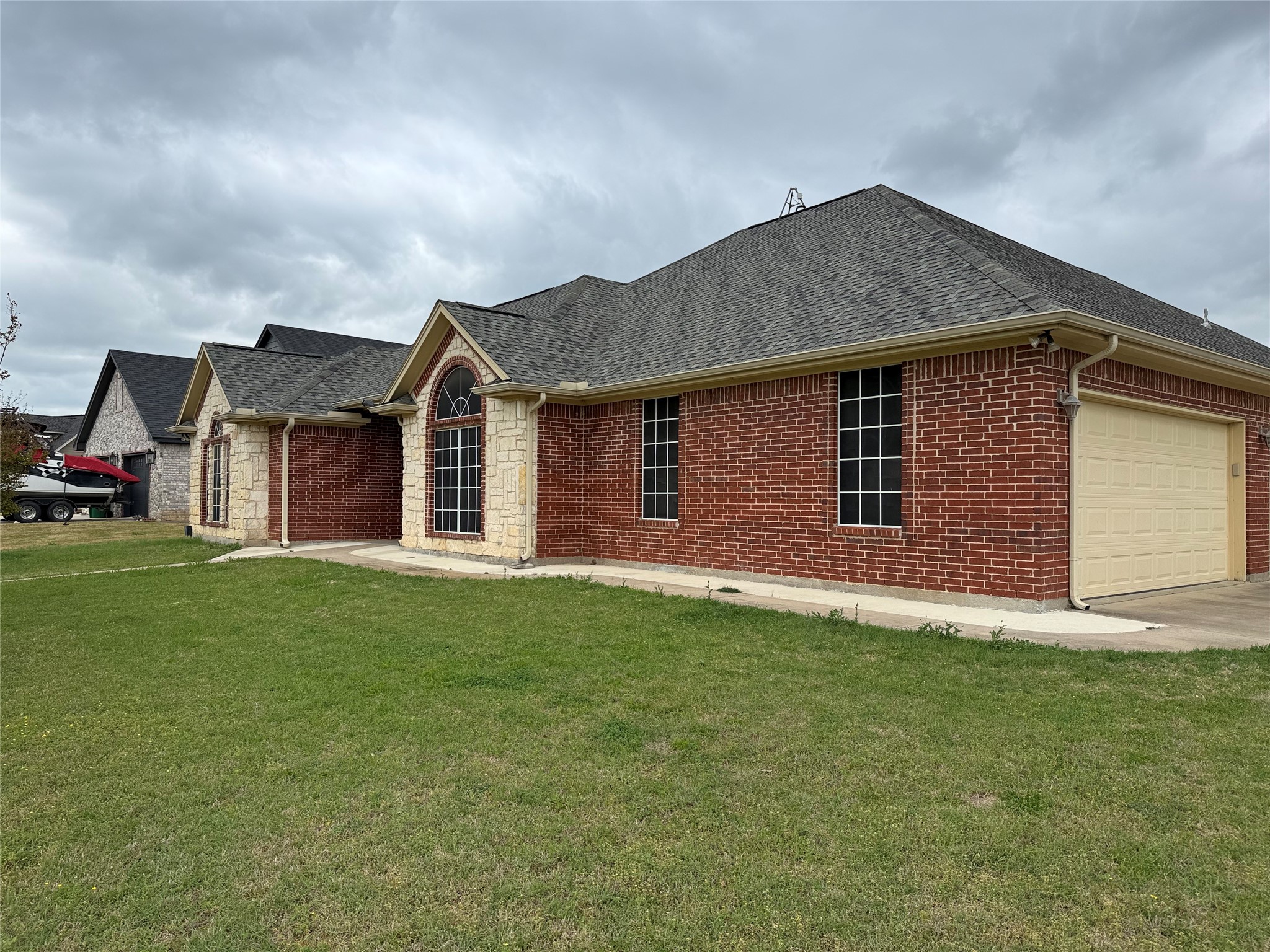 543 Islet Drive Runaway Bay TX 76426