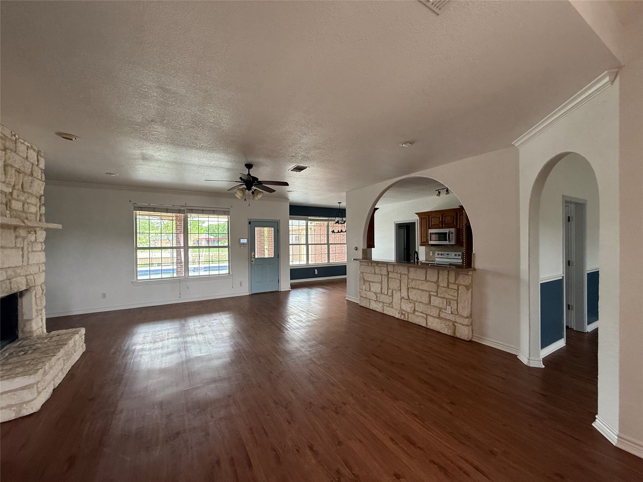 543 Islet Drive Runaway Bay TX 76426