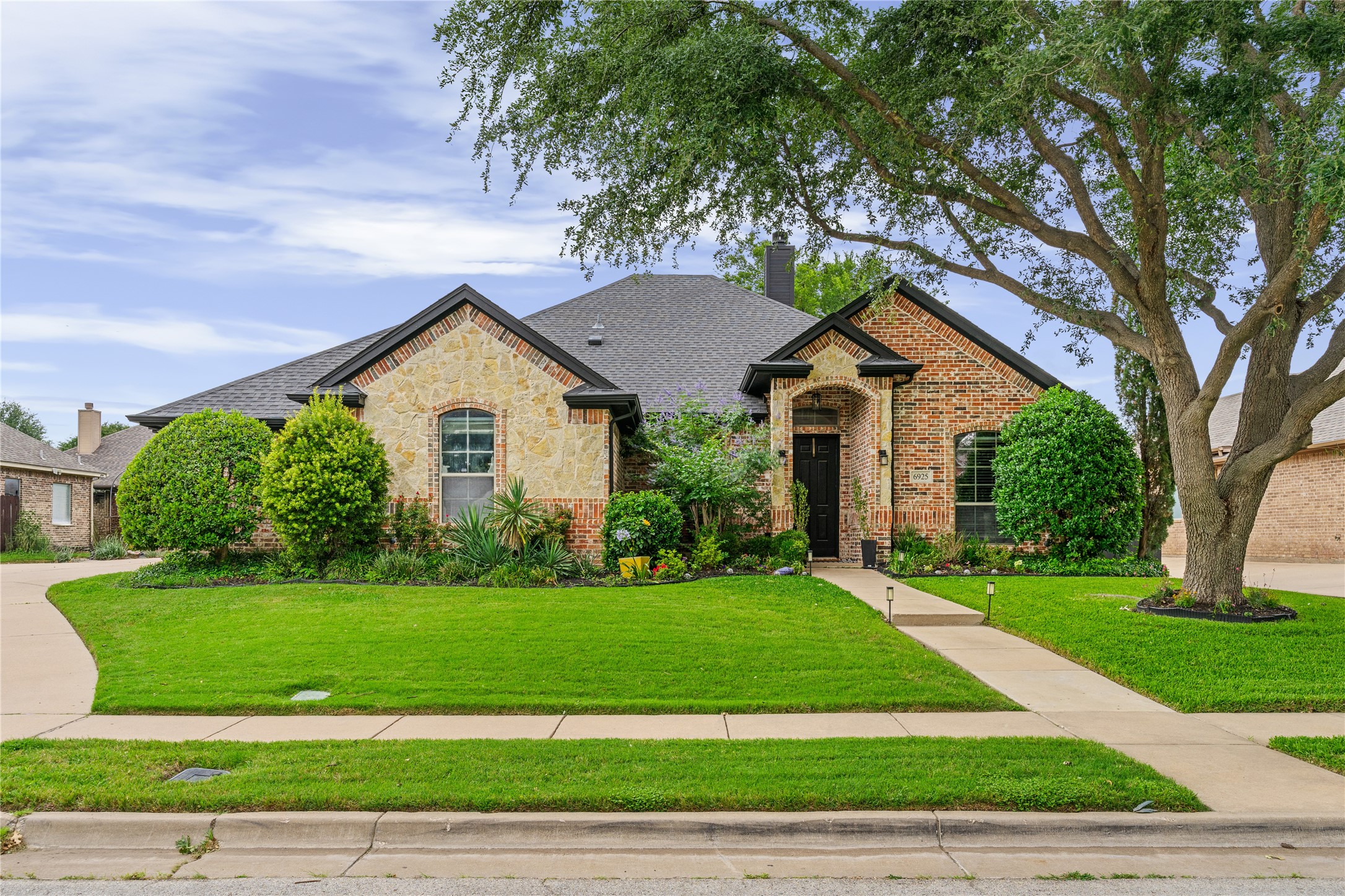 6925 Jackson Court Richland Hills TX 76118