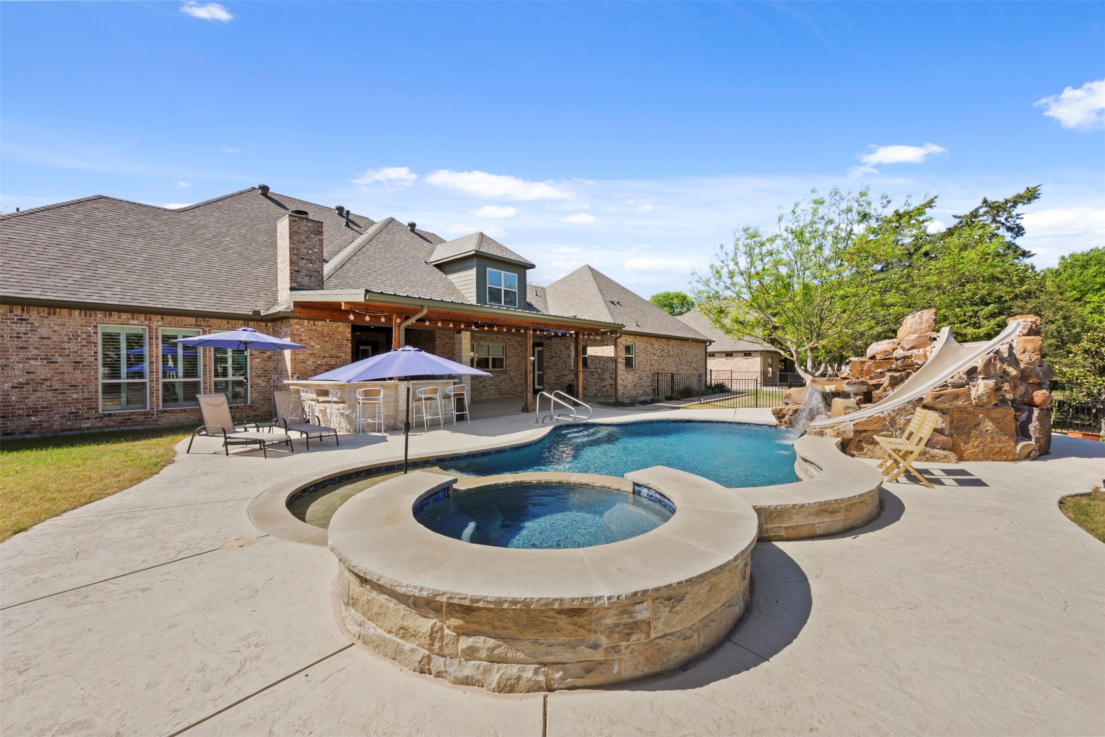 137 Sullivan Way Waxahachie TX 75167