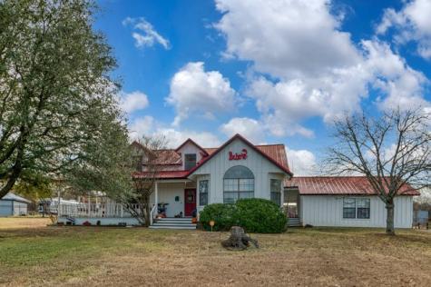 209 Meadow Creek Lane Burleson TX 76028