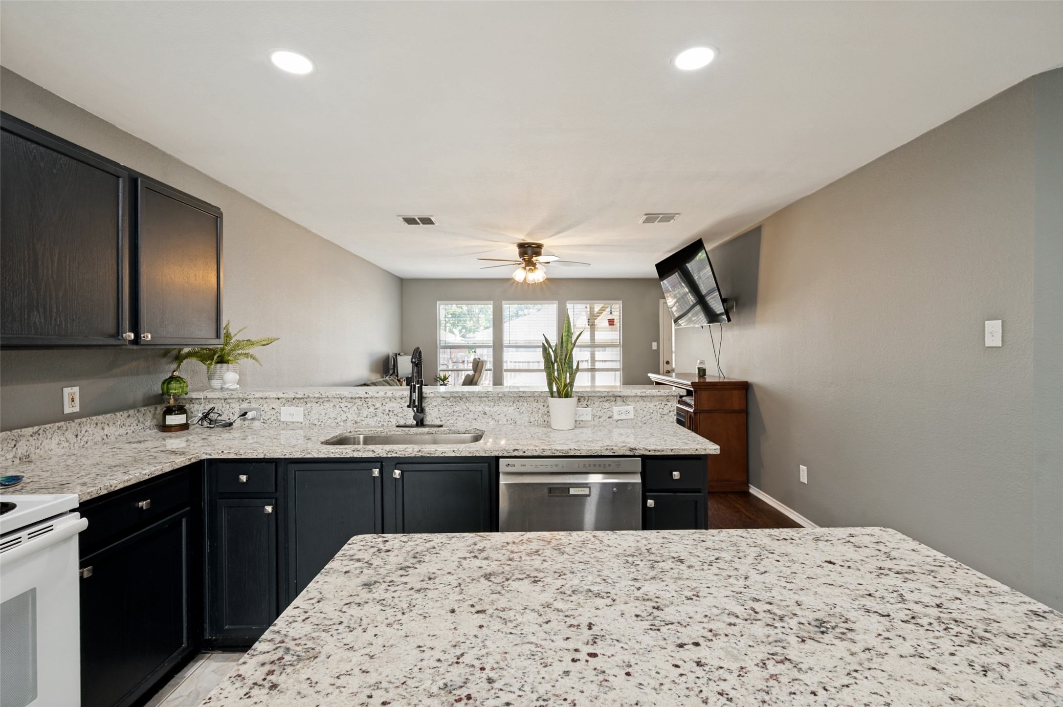 2224 Southway Denton TX 76207