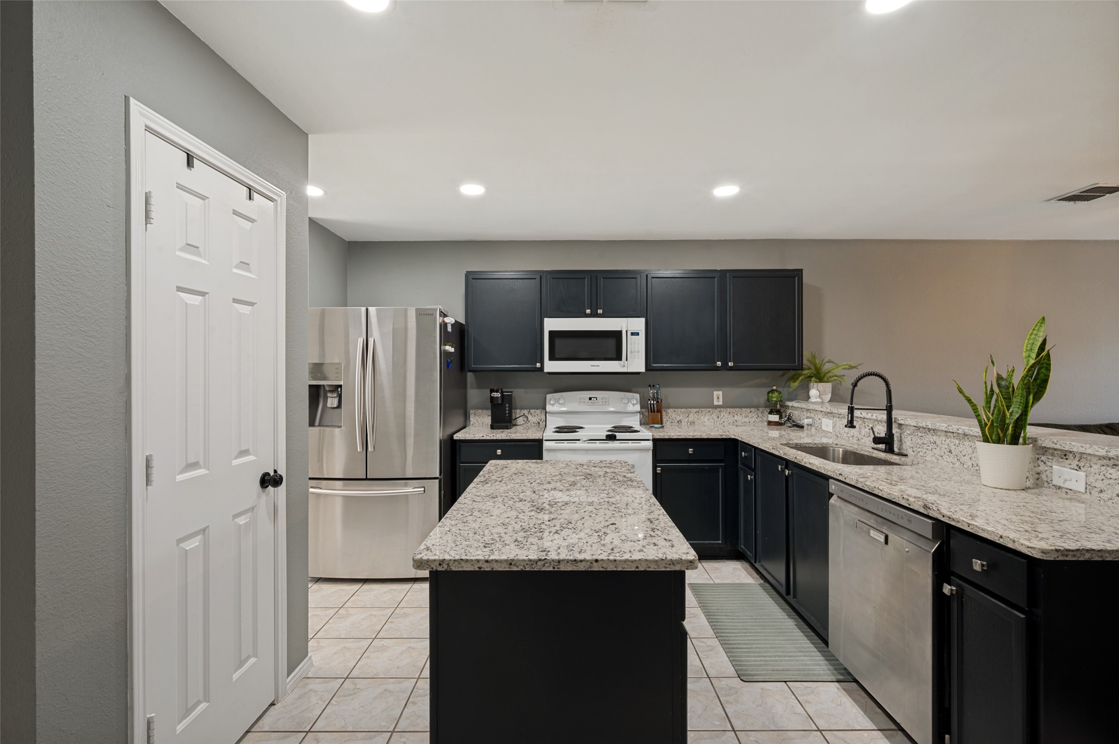 2224 Southway Denton TX 76207
