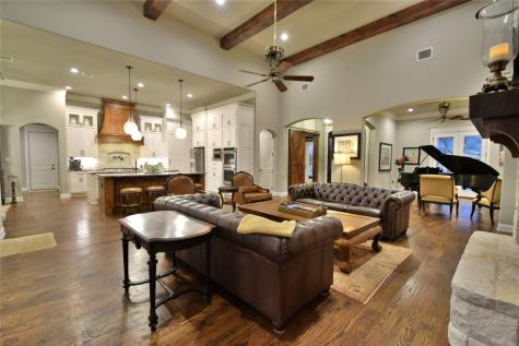 9403 King Air Drive Granbury TX 76049