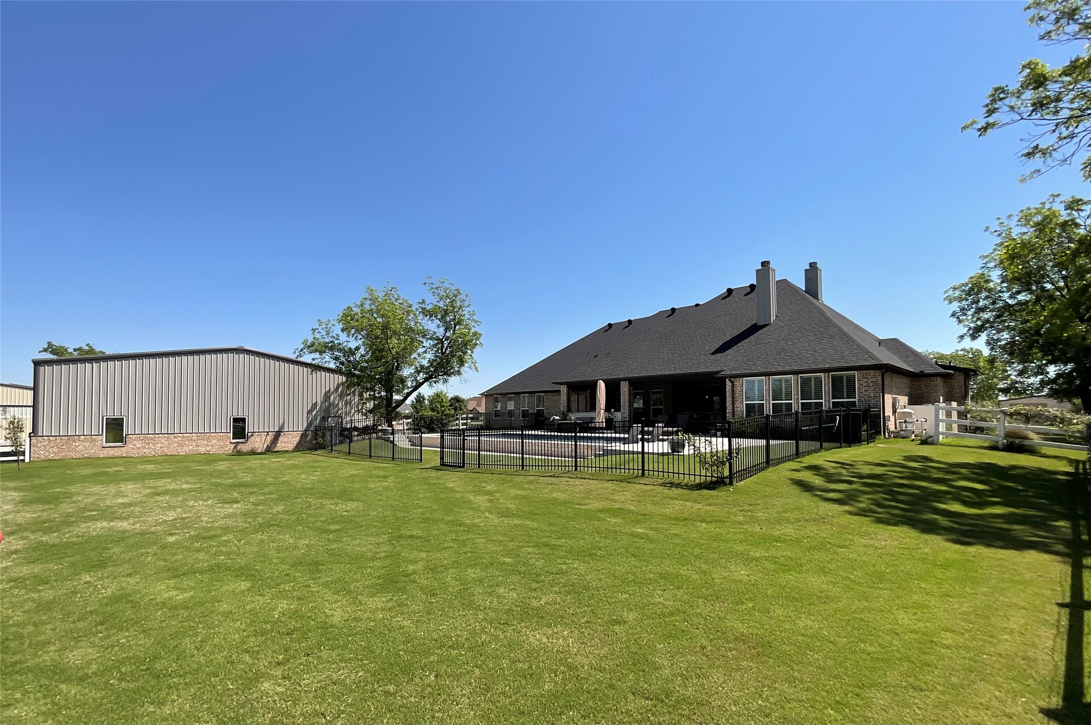9403 King Air Drive Granbury TX 76049