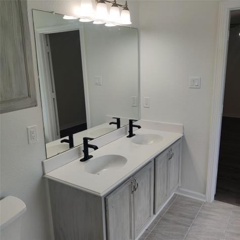 222 Chesterfield Circle Waxahachie TX 75165